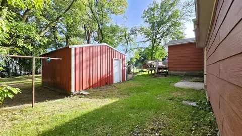 Exterior - 103 2nd Ave S, Dent, MN 56528 photo 8 of 15
