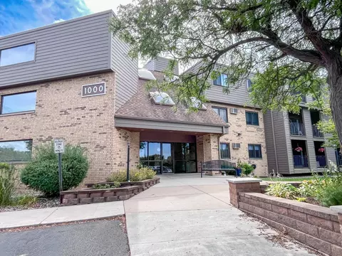 1000 41st Ave NE #316, Columbia Heights, MN 55421