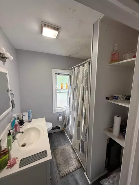 Bath - 218 Augusta Ave SE, Willmar, MN 56201 photo 1 of 1