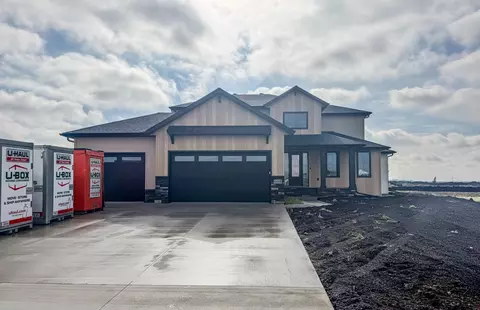 6848 Sun Valley Blvd, Horace, ND 58047