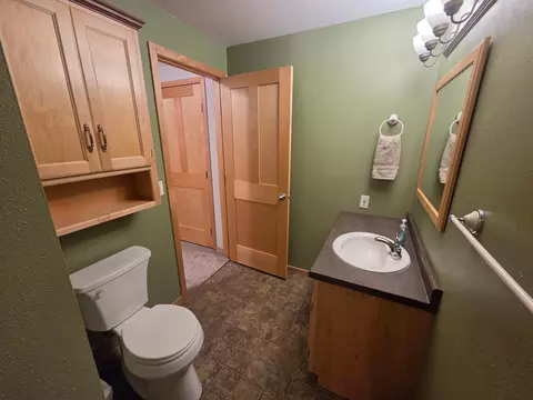 Bath - 1816 Case Ln, Saint Cloud, MN 56303 photo 5 of 5