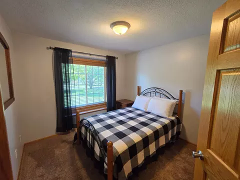 Bedroom - 1816 Case Ln, Saint Cloud, MN 56303 photo 2 of 6