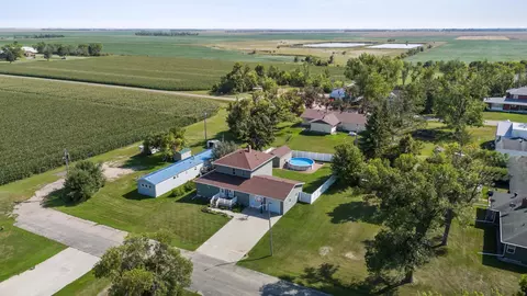 View/Area - 332 3rd Ave E, Hunter, ND 58048 photo 1 of 8