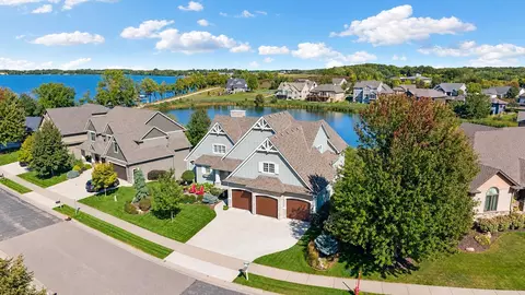 816 Beach Rd, Waconia, MN 55387