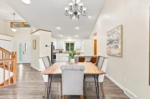 Dining - 2608 Edgewood Cir, Saint Cloud, MN 56301 photo 2 of 2