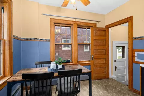 Dining - 2327 E 4th St, Duluth, MN 55812 photo 3 of 3