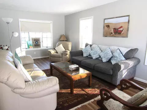 Living - 1333 Walnut St, Dawson, MN 56232 photo 1 of 3