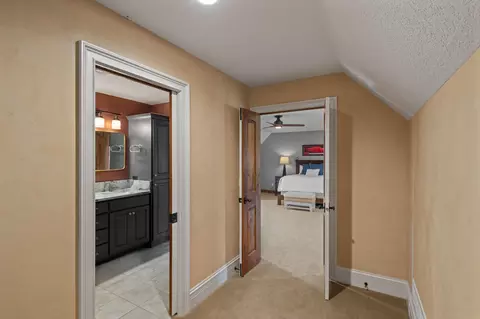 Entry Way - 854 Beach Rd, Waconia, MN 55387 photo 7 of 10