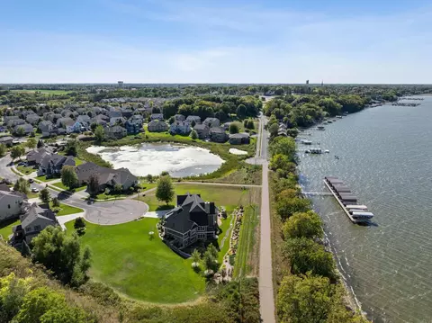 View/Area - 854 Beach Rd, Waconia, MN 55387 photo 11 of 23
