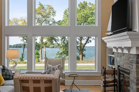 Living - 854 Beach Rd, Waconia, MN 55387 photo 5 of 9