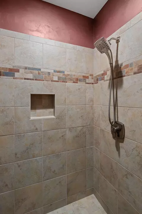 Bath - 854 Beach Rd, Waconia, MN 55387 photo 8 of 8