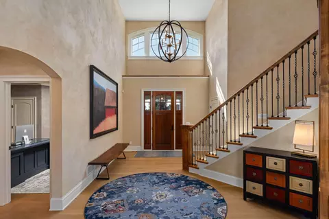 Entry Way - 854 Beach Rd, Waconia, MN 55387 photo 5 of 10