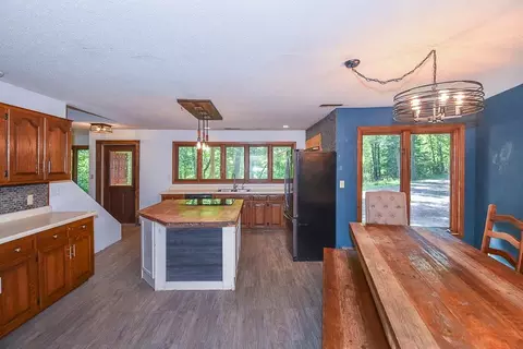 Kitchen - 15880 Ashmun Rd, Brainerd, MN 56401 photo 3 of 4
