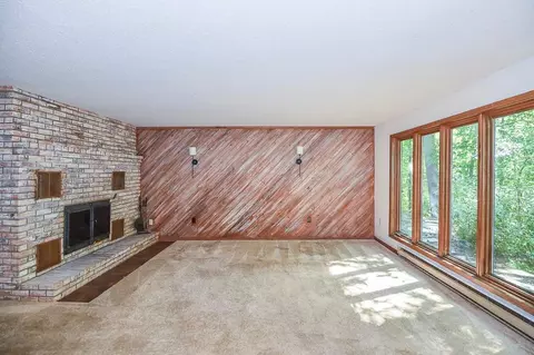 Living - 15880 Ashmun Rd, Brainerd, MN 56401 photo 3 of 4