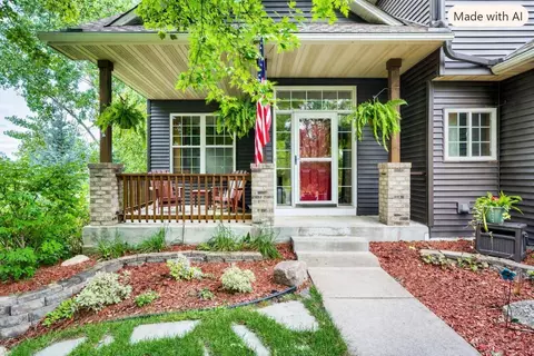924 36th St W, Hastings, MN 55033