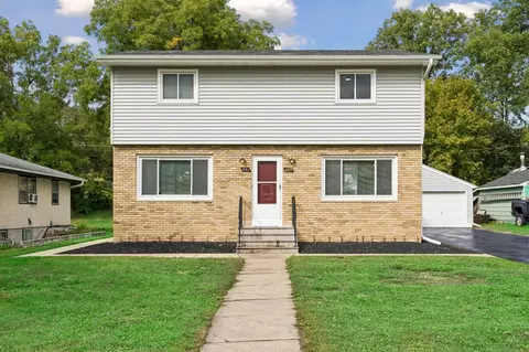 421423 Nevada Ave E, Saint Paul, MN 55101