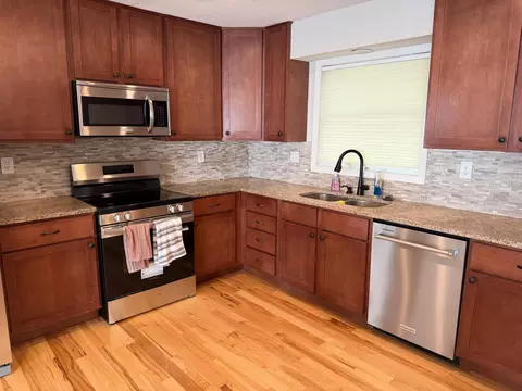 Kitchen - 4615 Parkridge Dr, Eagan, MN 55123 photo 1 of 2