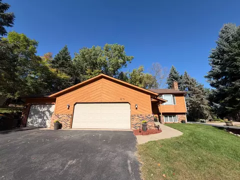 Exterior - 4615 Parkridge Dr, Eagan, MN 55123 photo 2 of 6