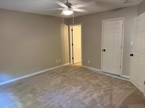 Bedroom - 4615 Parkridge Dr, Eagan, MN 55123 photo 4 of 4