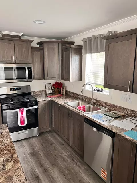 10 Coban Dr, Duluth, MN 55808 photo 2