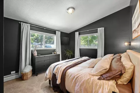 Bedroom - 4764 Cumberland Rd, Mound, MN 55364 photo 3 of 4