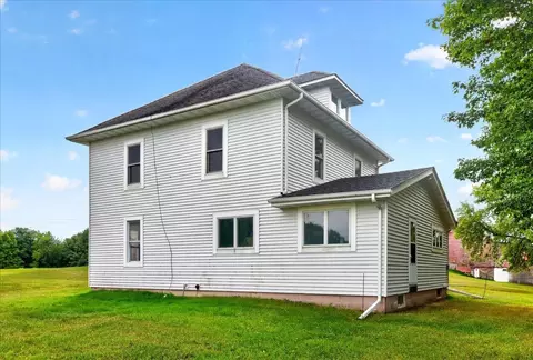 Exterior - 7414 Baker Ave NW, Buffalo, MN 55313 photo 4 of 5