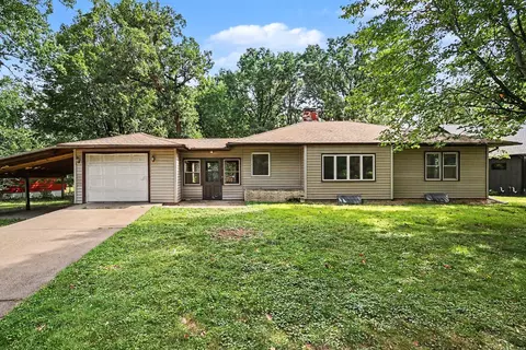 1440 Harmony Dr, Saint Paul, MN 55115