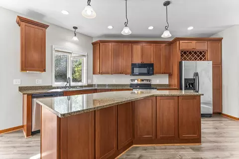 Kitchen - 7355 Old Mill Rd, Centerville, MN 55038 photo 4 of 4
