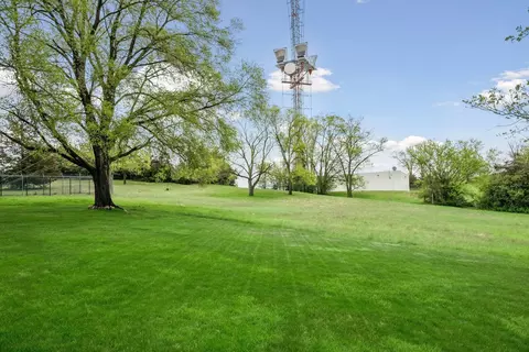 Exterior - 1908 Prairie Hill Rd, Saint Cloud, MN 56301 photo 9 of 9