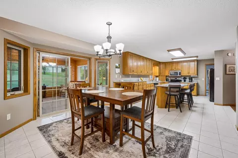 Dining - 1908 Prairie Hill Rd, Saint Cloud, MN 56301 photo 4 of 4