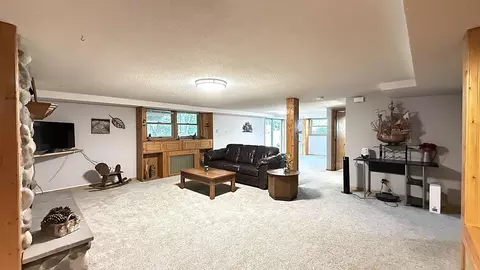 Living - 415 S 11th St, Montevideo, MN 56265 photo 6 of 13