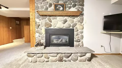 Living - 415 S 11th St, Montevideo, MN 56265 photo 8 of 13
