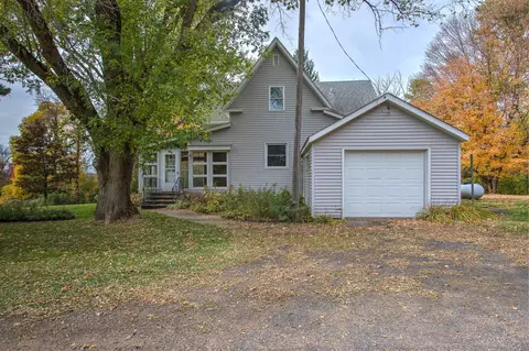 Exterior - 720 Rush Point Dr, Stanchfield, MN 55080 photo 7 of 11