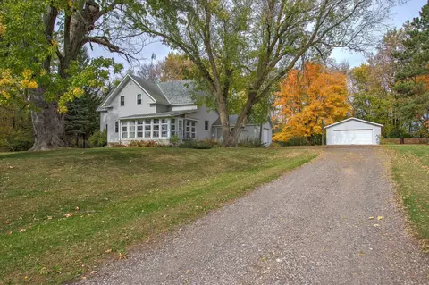 720 Rush Point Dr, Stanchfield, MN 55080