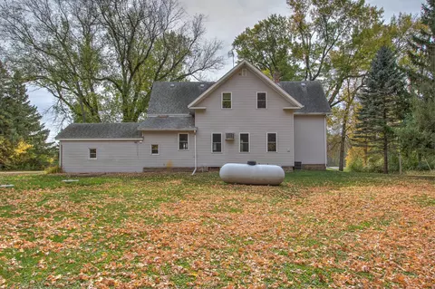 Exterior - 720 Rush Point Dr, Stanchfield, MN 55080 photo 5 of 11
