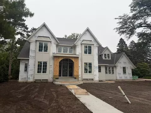 11044 Bell Oaks Estate Rd, Eden Prairie, MN 55347
