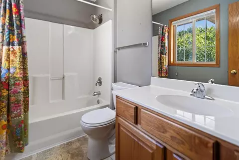 Bath - 23133 Iris Ave, Rogers, MN 55374 photo 2 of 2