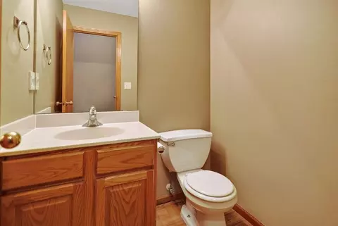 Bath - 23133 Iris Ave, Rogers, MN 55374 photo 1 of 2
