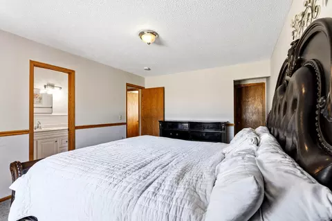 Bedroom - 11012 Edgewood Ave N, Champlin, MN 55316 photo 4 of 6