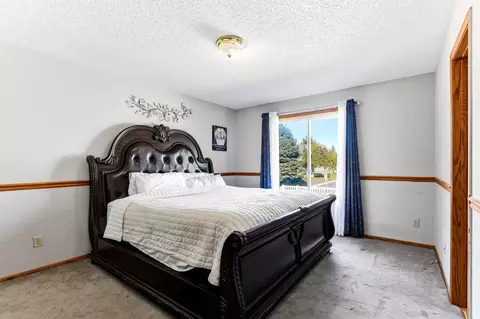 Bedroom - 11012 Edgewood Ave N, Champlin, MN 55316 photo 3 of 6