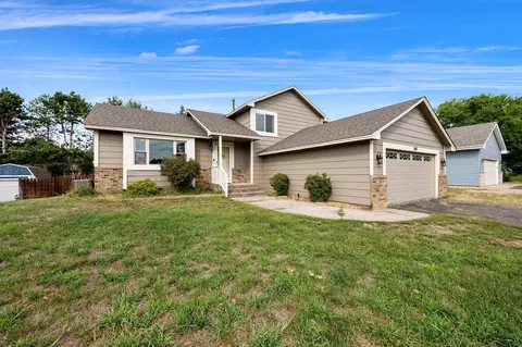 1981 132nd Ln NE, Blaine, MN 55449