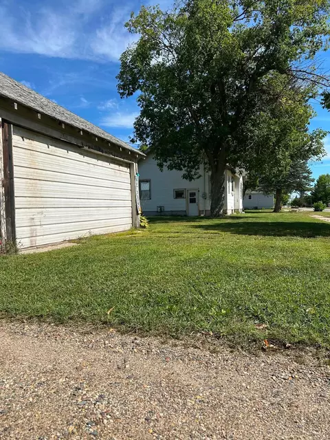 Exterior - 227 3rd St SW, Staples, MN 56479 photo 3 of 4