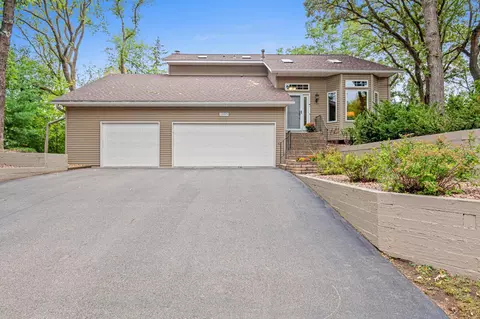 13975 Granada Ct, Apple Valley, MN 55124
