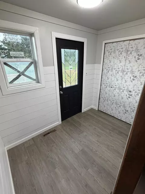 Entry Way - 39909 270th Ave NW, Stephen, MN 56757 photo 2 of 2