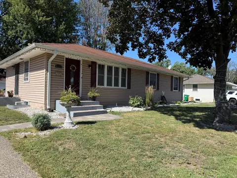 6331 Perry Ave N, Brooklyn Center, MN 55429