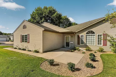 3307 48th St NW, Rochester, MN 55901
