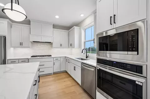 Kitchen - 4637 Jamocha Ave NE, Saint Michael, MN 55376 photo 2 of 5