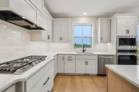 Kitchen - 4637 Jamocha Ave NE, Saint Michael, MN 55376 photo 4 of 5