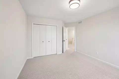 Bedroom - 4637 Jamocha Ave NE, Saint Michael, MN 55376 photo 7 of 10