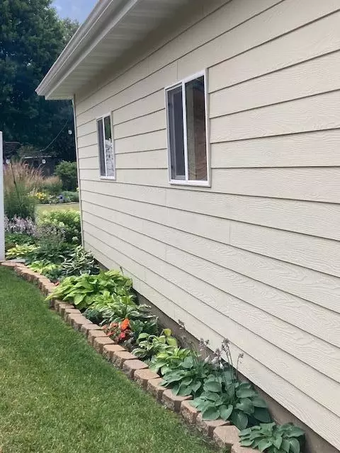 Exterior - 107 Marlene St, Marshall, MN 56258 photo 11 of 15